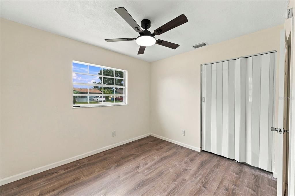 For Sale: $325,000 (3 beds, 2 baths, 1248 Square Feet)