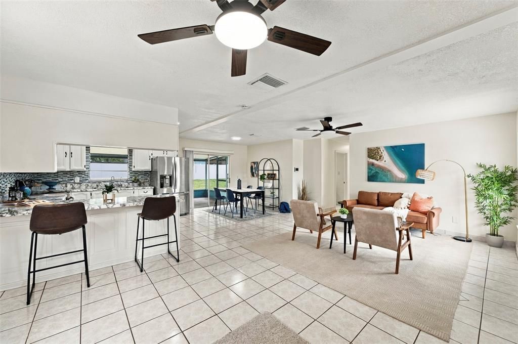 For Sale: $325,000 (3 beds, 2 baths, 1248 Square Feet)