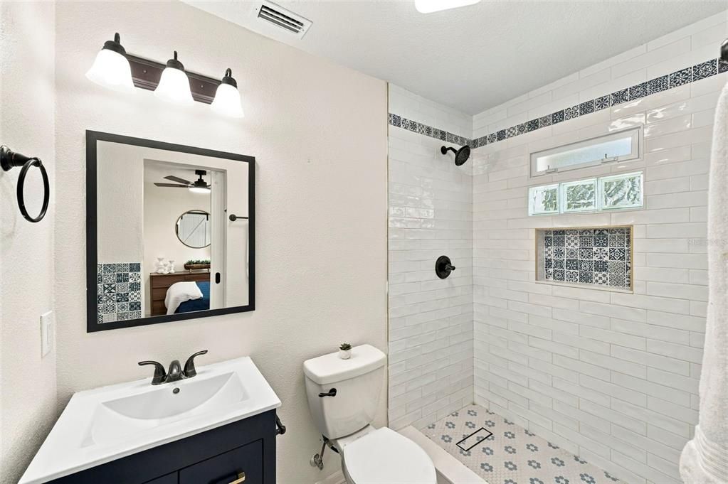 For Sale: $325,000 (3 beds, 2 baths, 1248 Square Feet)
