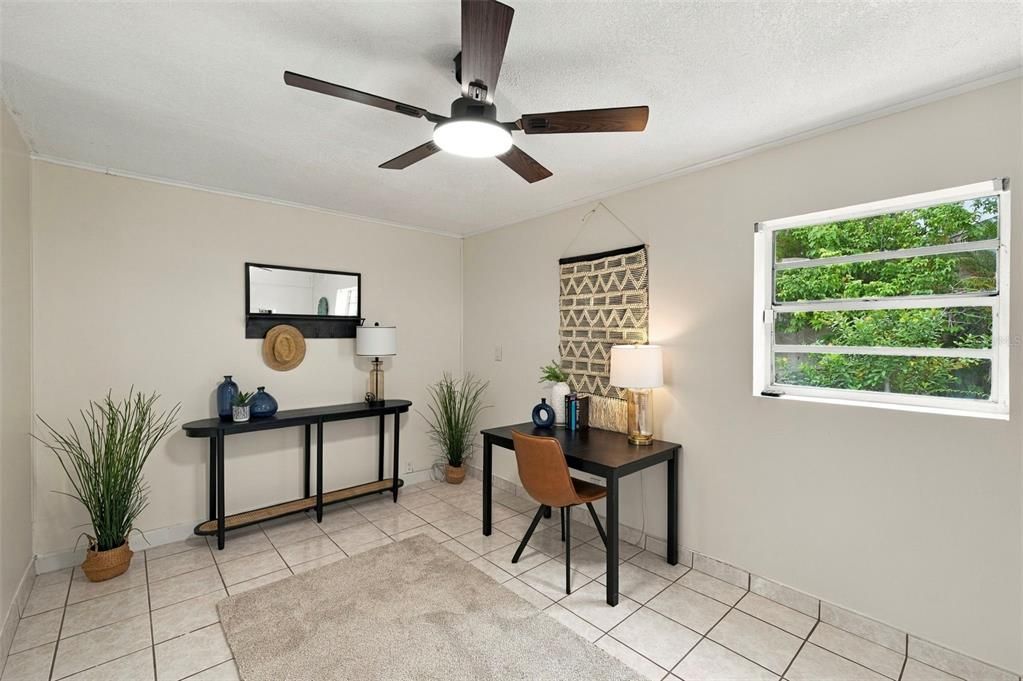 For Sale: $325,000 (3 beds, 2 baths, 1248 Square Feet)