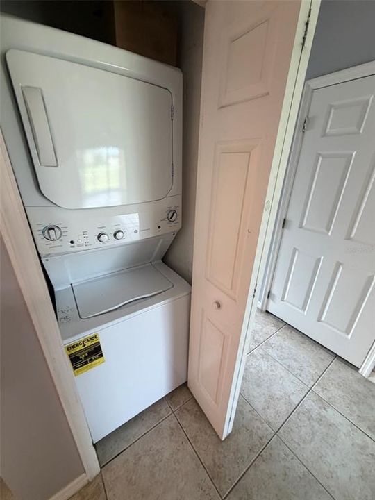 For Rent: $1,850 (3 beds, 2 baths, 1200 Square Feet)