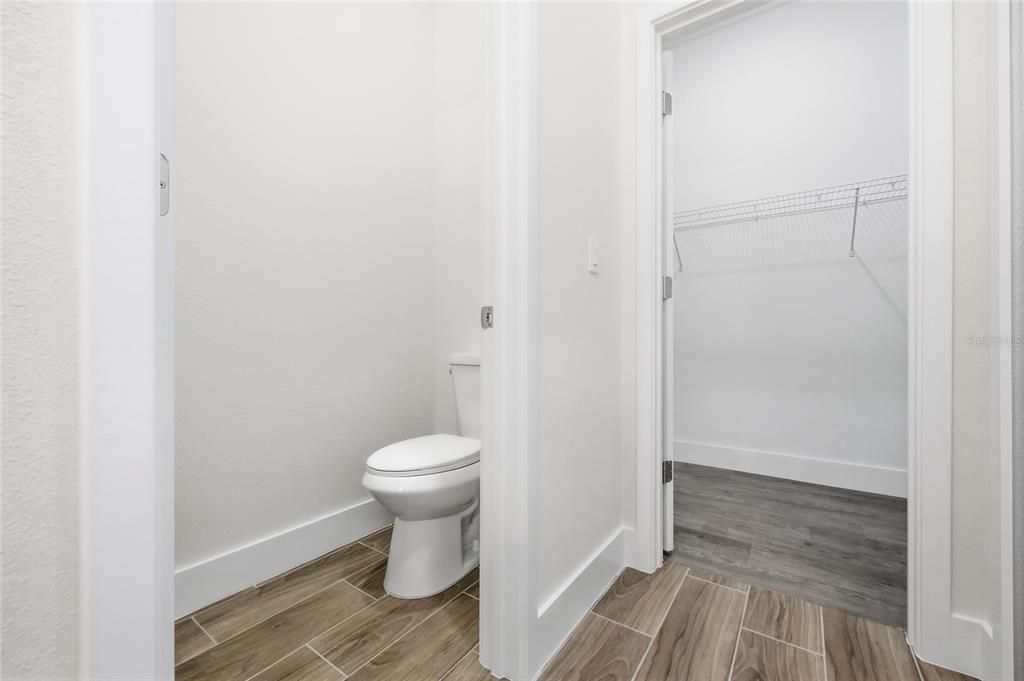 For Sale: $324,900 (4 beds, 3 baths, 1802 Square Feet)