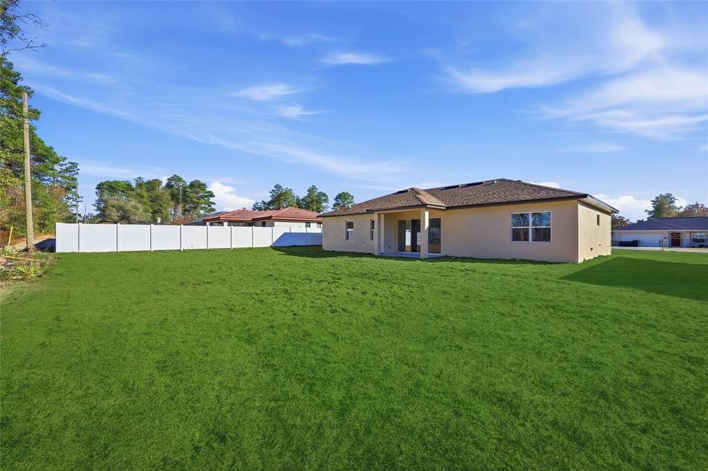 For Sale: $324,900 (4 beds, 3 baths, 1802 Square Feet)