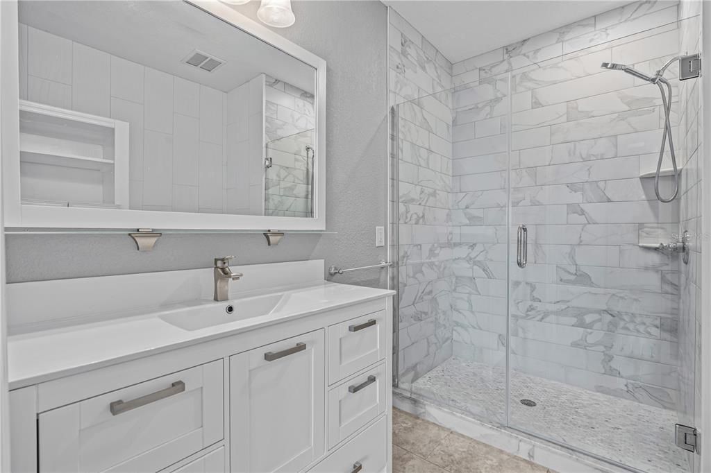 For Sale: $549,000 (2 beds, 2 baths, 1150 Square Feet)