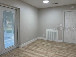 For Sale: $274,900 (3 beds, 2 baths, 1107 Square Feet)