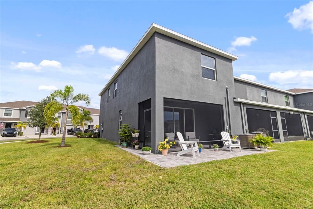 For Sale: $430,000 (3 beds, 2 baths, 1819 Square Feet)