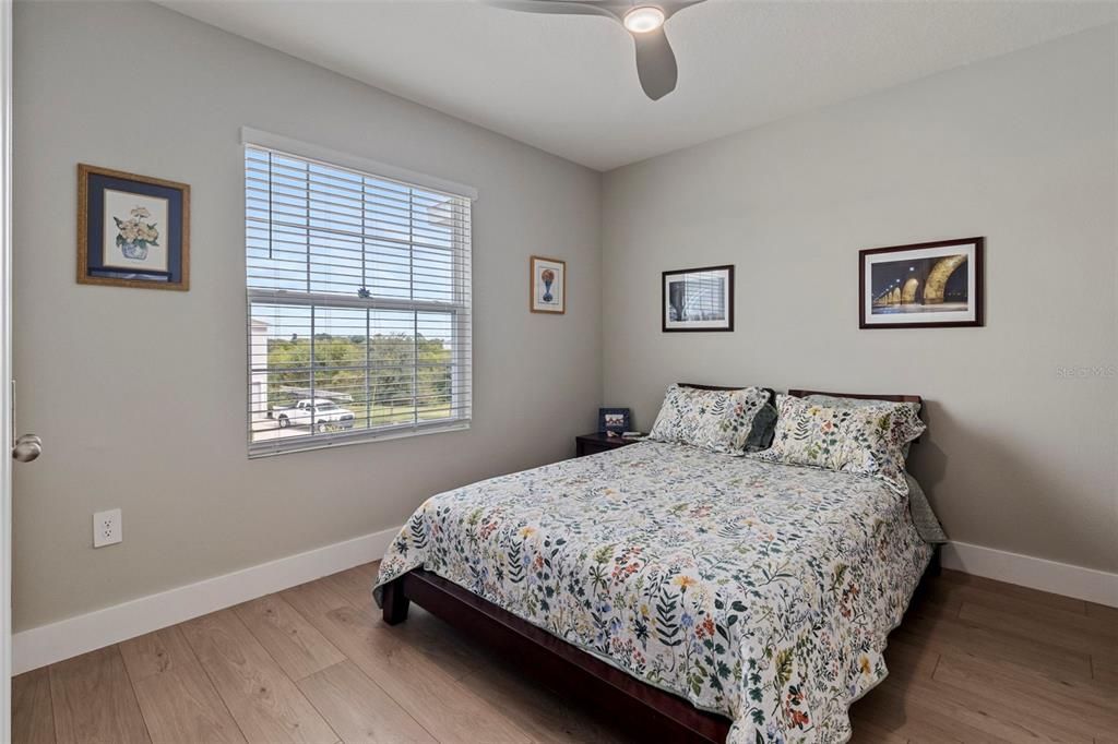 For Sale: $430,000 (3 beds, 2 baths, 1819 Square Feet)