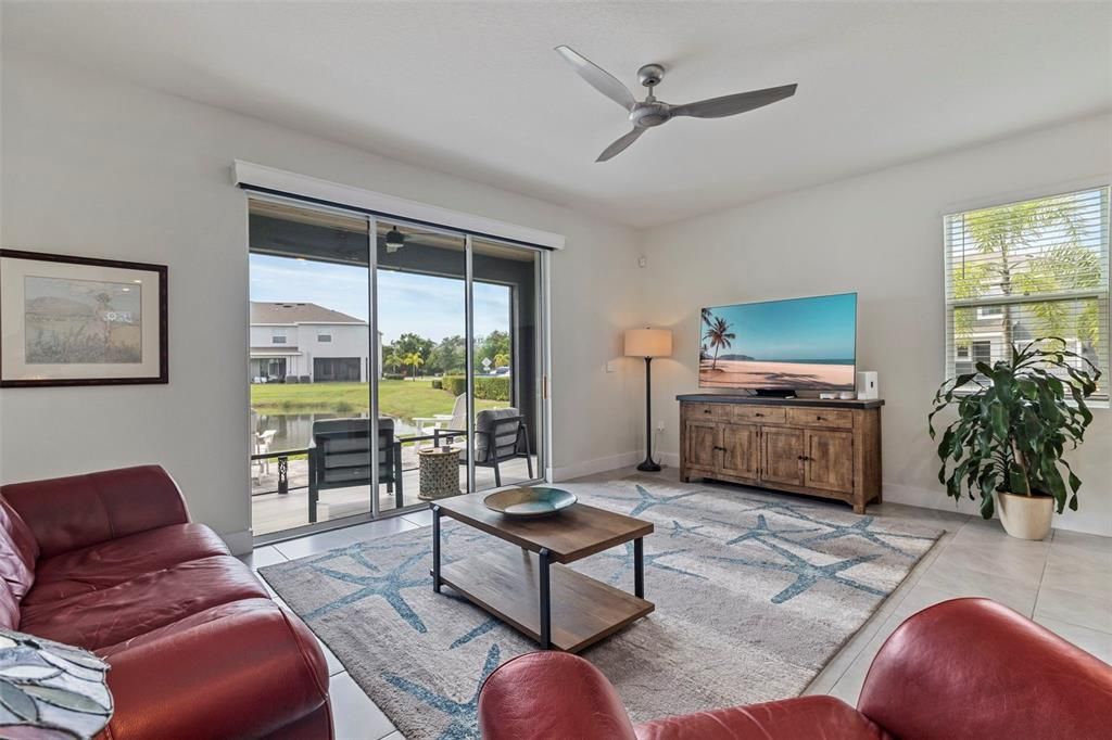For Sale: $430,000 (3 beds, 2 baths, 1819 Square Feet)