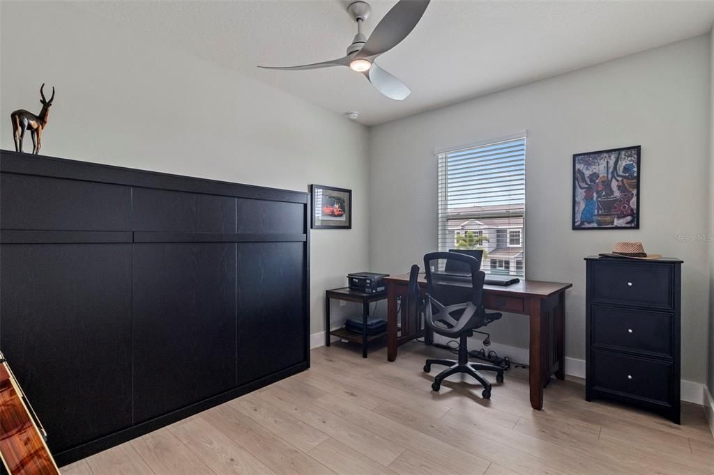 For Sale: $430,000 (3 beds, 2 baths, 1819 Square Feet)