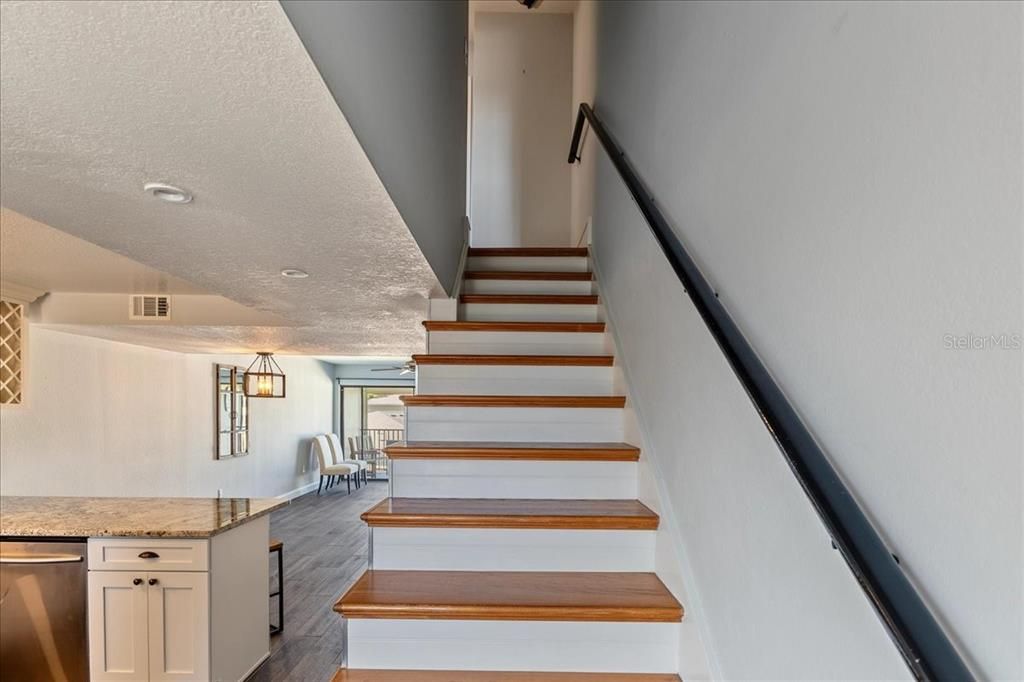 For Sale: $680,000 (2 beds, 2 baths, 1130 Square Feet)
