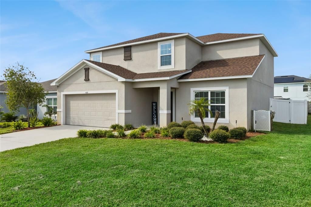For Sale: $453,900 (5 beds, 3 baths, 2289 Square Feet)