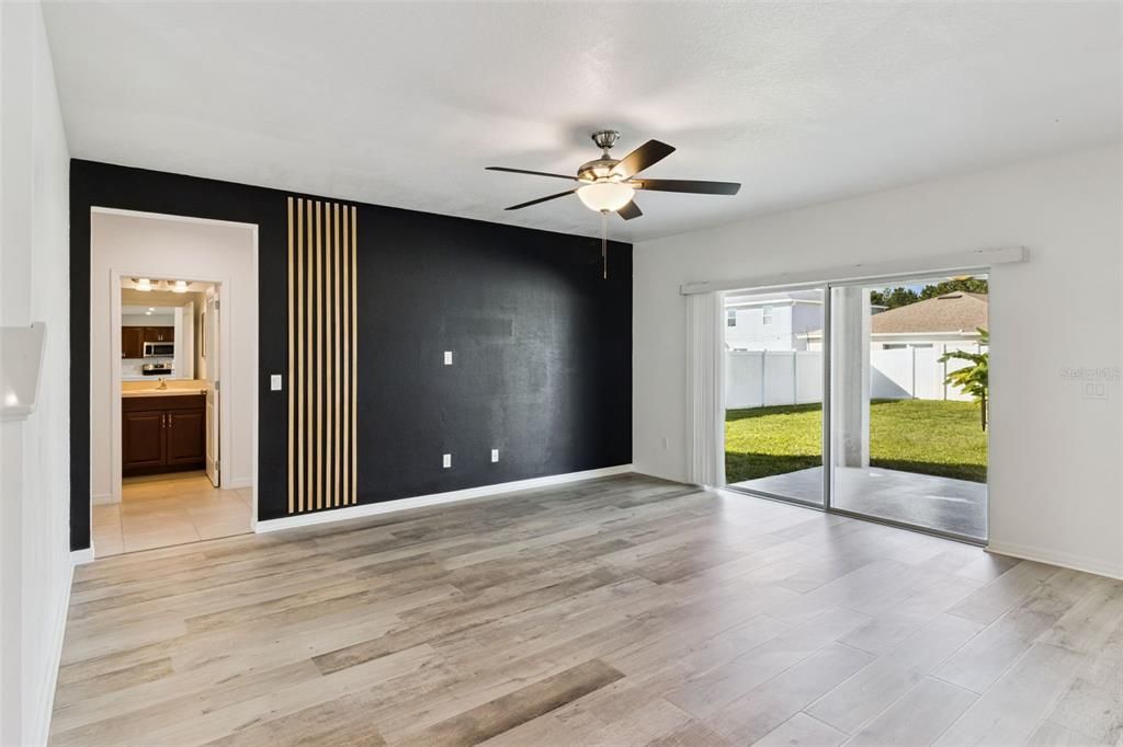 For Sale: $453,900 (5 beds, 3 baths, 2289 Square Feet)