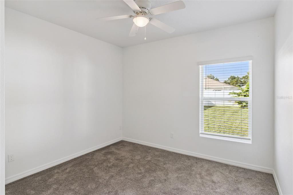 For Sale: $453,900 (5 beds, 3 baths, 2289 Square Feet)