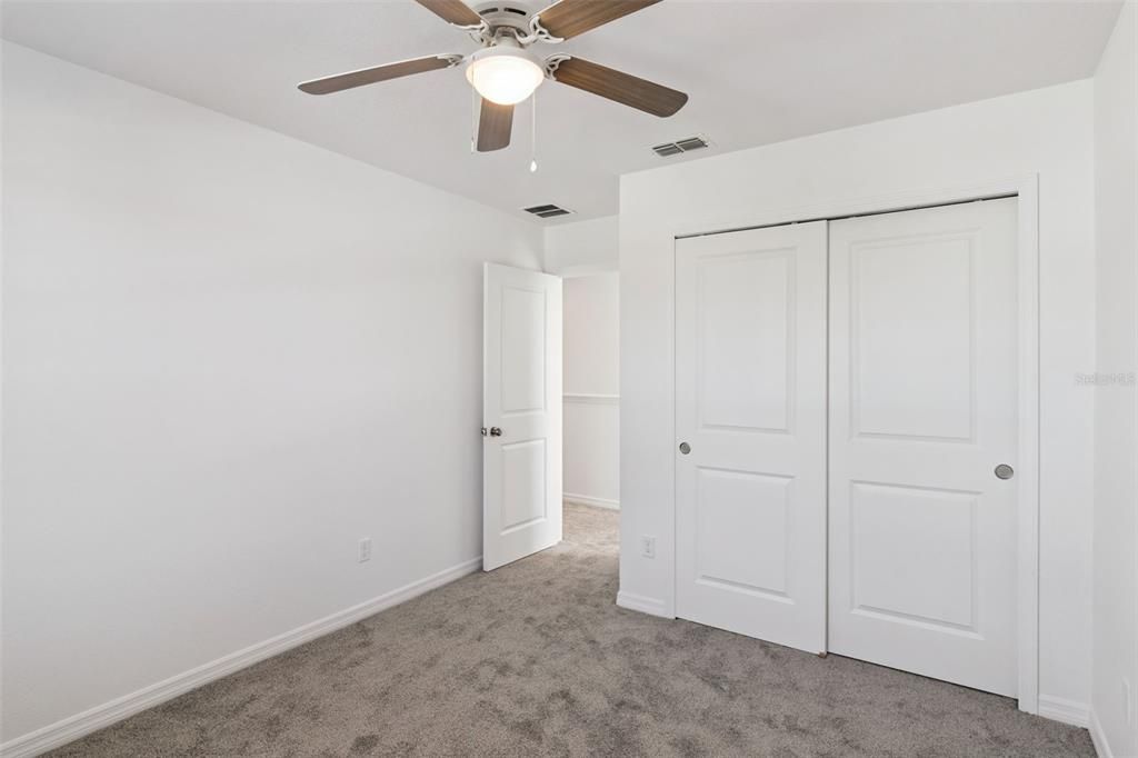 For Sale: $453,900 (5 beds, 3 baths, 2289 Square Feet)
