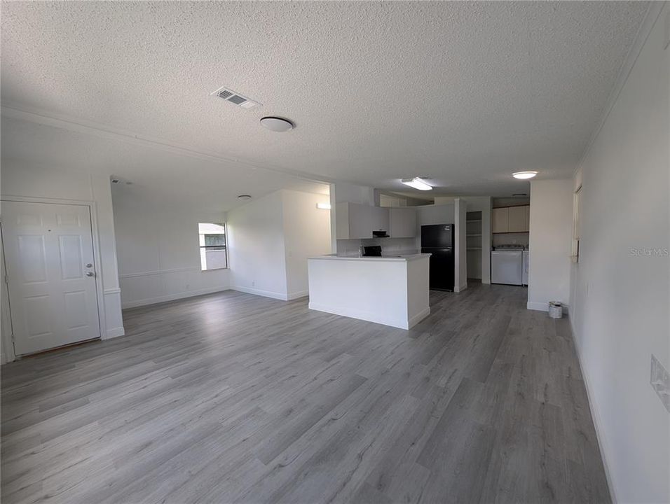 For Rent: $2,100 (2 beds, 2 baths, 1220 Square Feet)