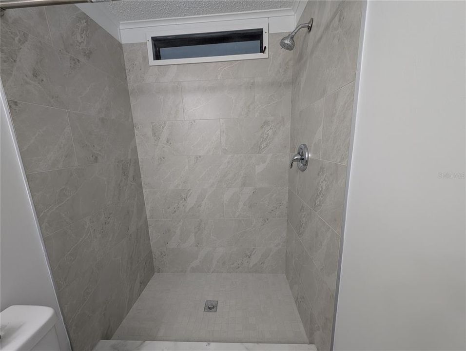 For Rent: $2,100 (2 beds, 2 baths, 1220 Square Feet)