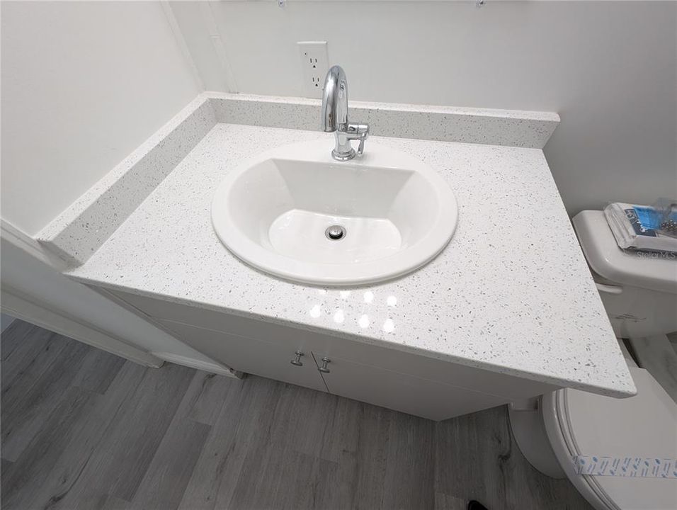 For Rent: $2,100 (2 beds, 2 baths, 1220 Square Feet)