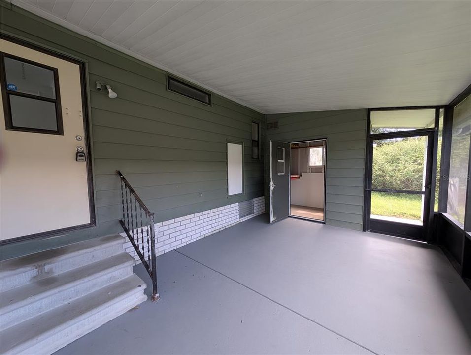 For Rent: $2,100 (2 beds, 2 baths, 1220 Square Feet)