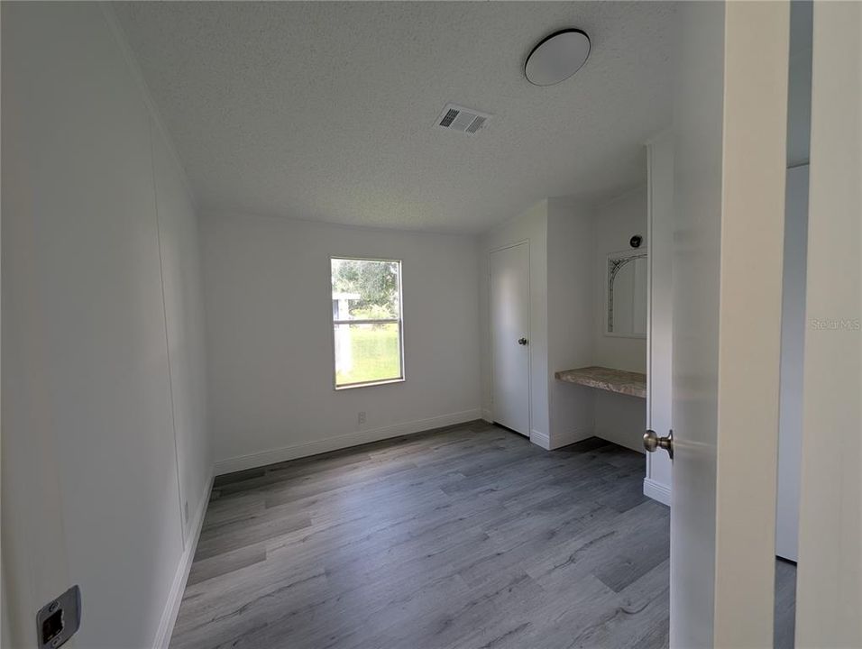 For Rent: $2,100 (2 beds, 2 baths, 1220 Square Feet)