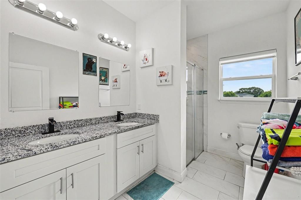 For Sale: $305,000 (4 beds, 2 baths, 1590 Square Feet)
