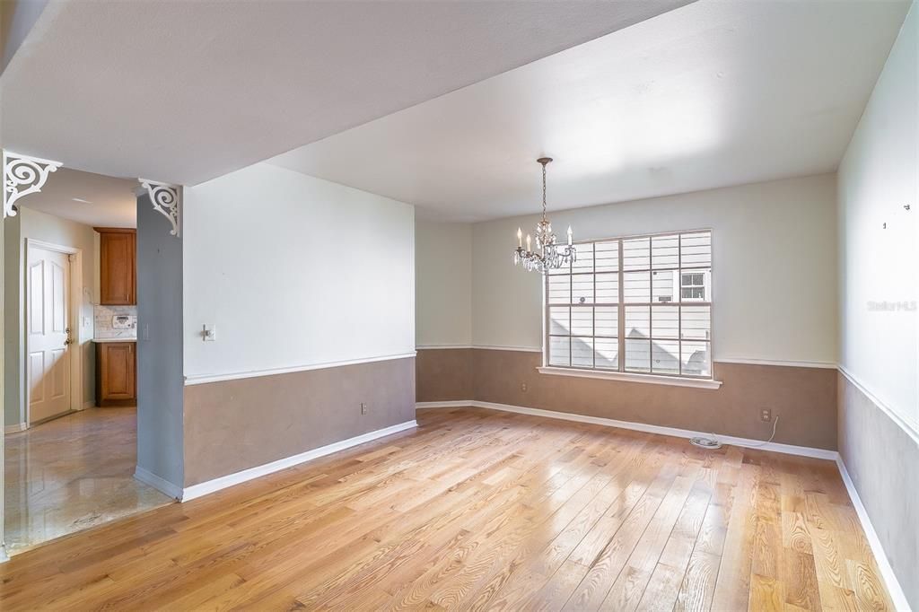 For Sale: $599,000 (4 beds, 2 baths, 2692 Square Feet)