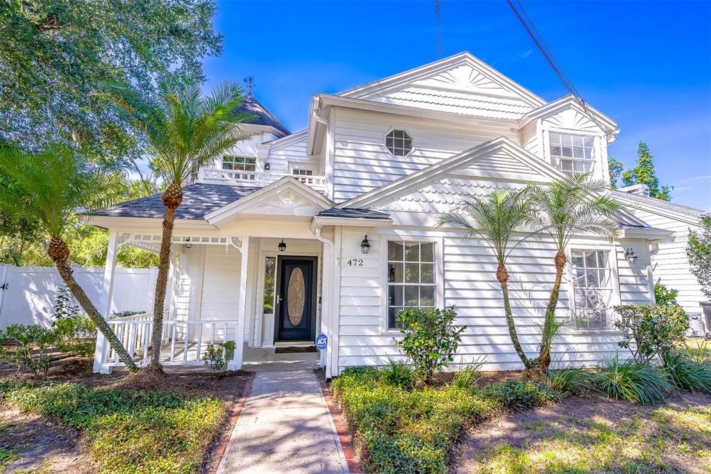 For Sale: $599,000 (4 beds, 2 baths, 2692 Square Feet)