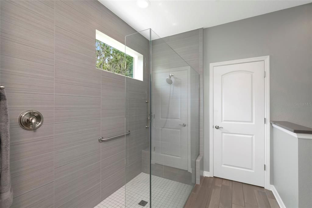 For Rent: $3,450 (4 beds, 3 baths, 2197 Square Feet)