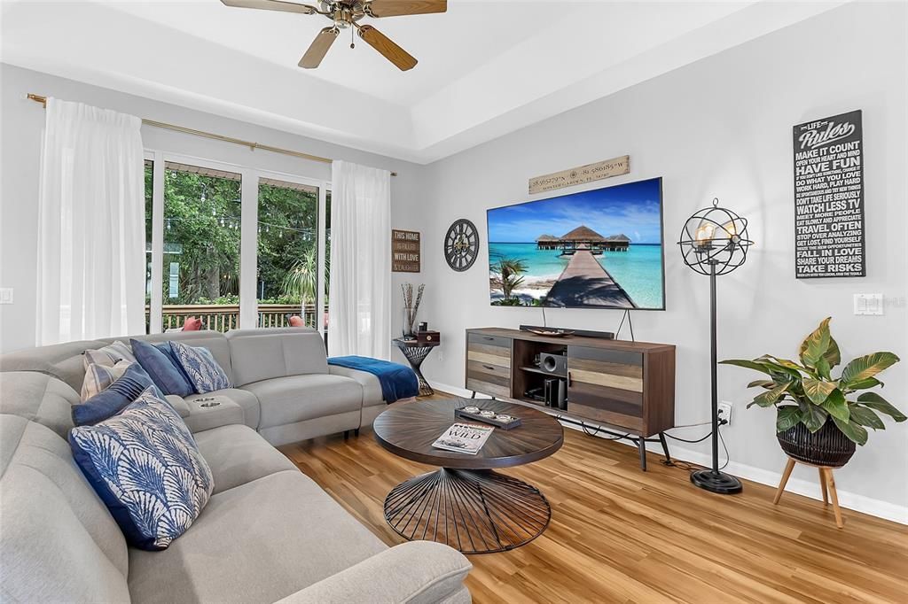 For Sale: $575,000 (4 beds, 2 baths, 2005 Square Feet)