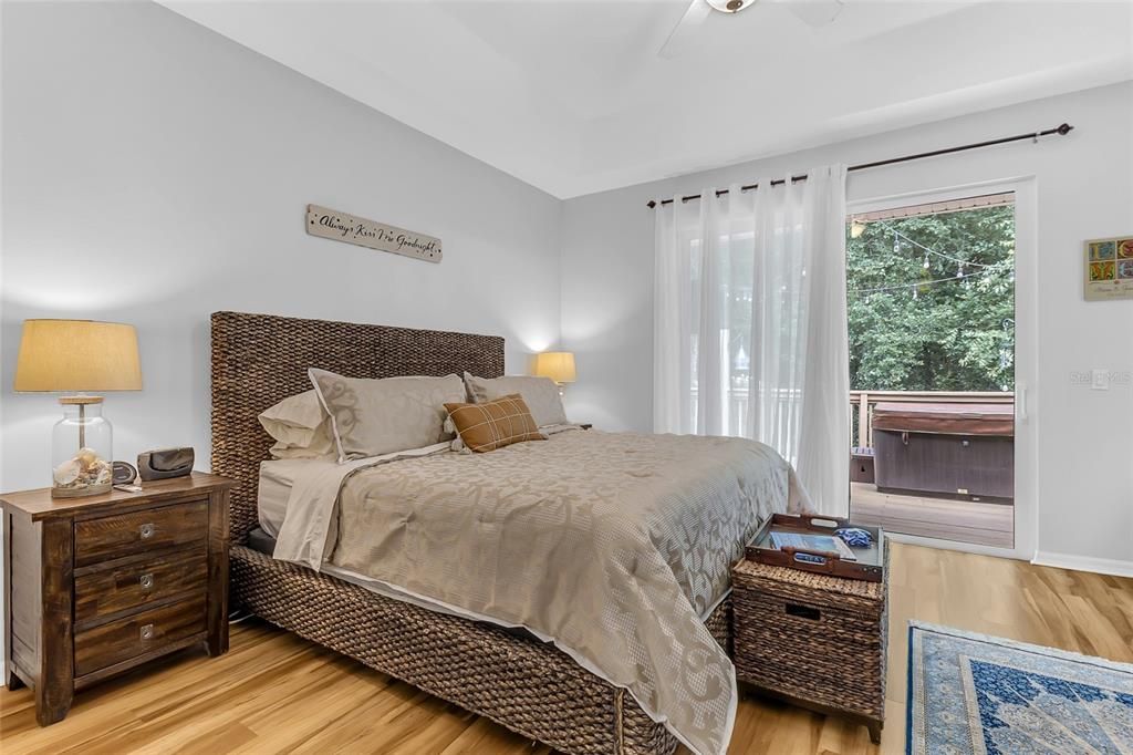 For Sale: $575,000 (4 beds, 2 baths, 2005 Square Feet)