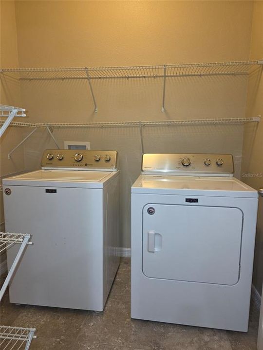 For Rent: $2,395 (3 beds, 2 baths, 1860 Square Feet)