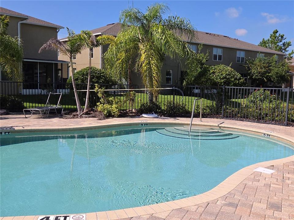 For Rent: $2,395 (3 beds, 2 baths, 1860 Square Feet)
