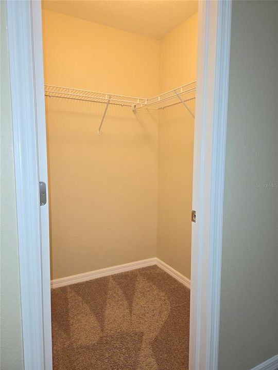 For Rent: $2,395 (3 beds, 2 baths, 1860 Square Feet)