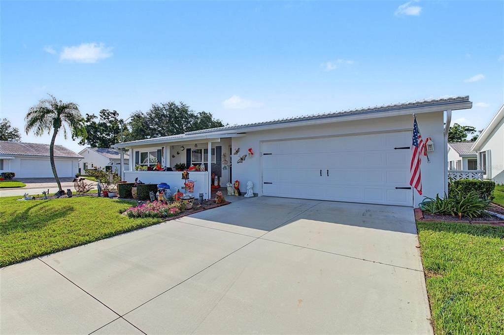 For Sale: $369,000 (2 beds, 2 baths, 1794 Square Feet)