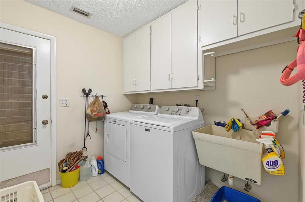 For Sale: $369,000 (2 beds, 2 baths, 1794 Square Feet)