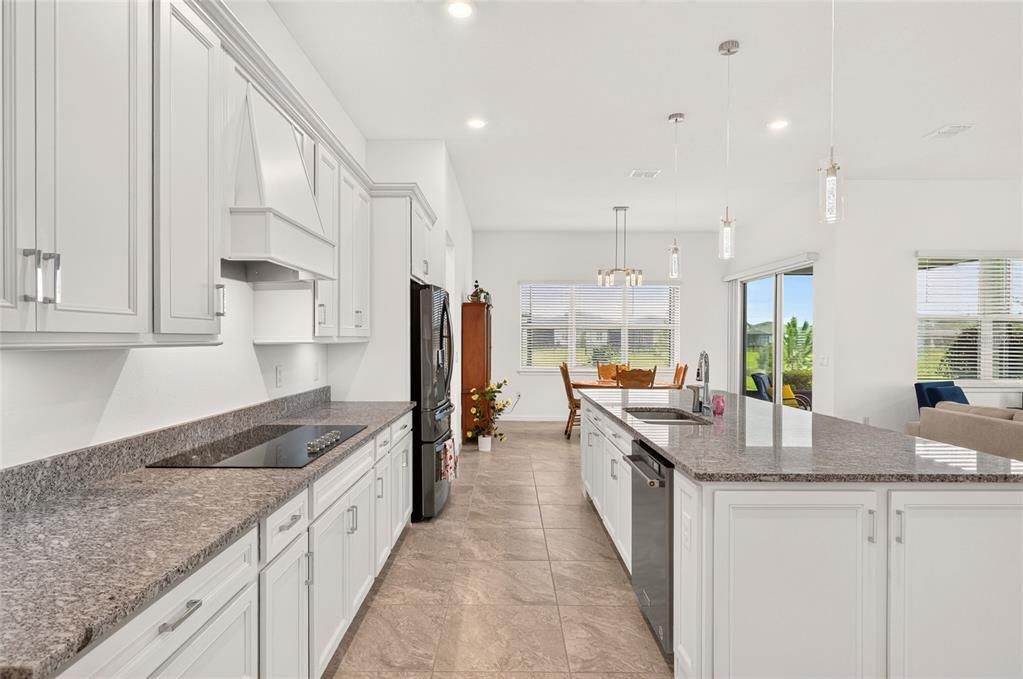 For Sale: $574,850 (3 beds, 3 baths, 2809 Square Feet)