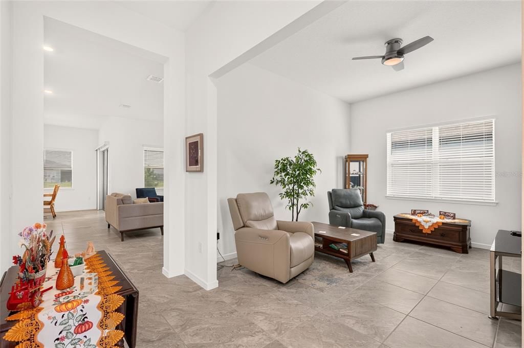 For Sale: $574,850 (3 beds, 3 baths, 2809 Square Feet)