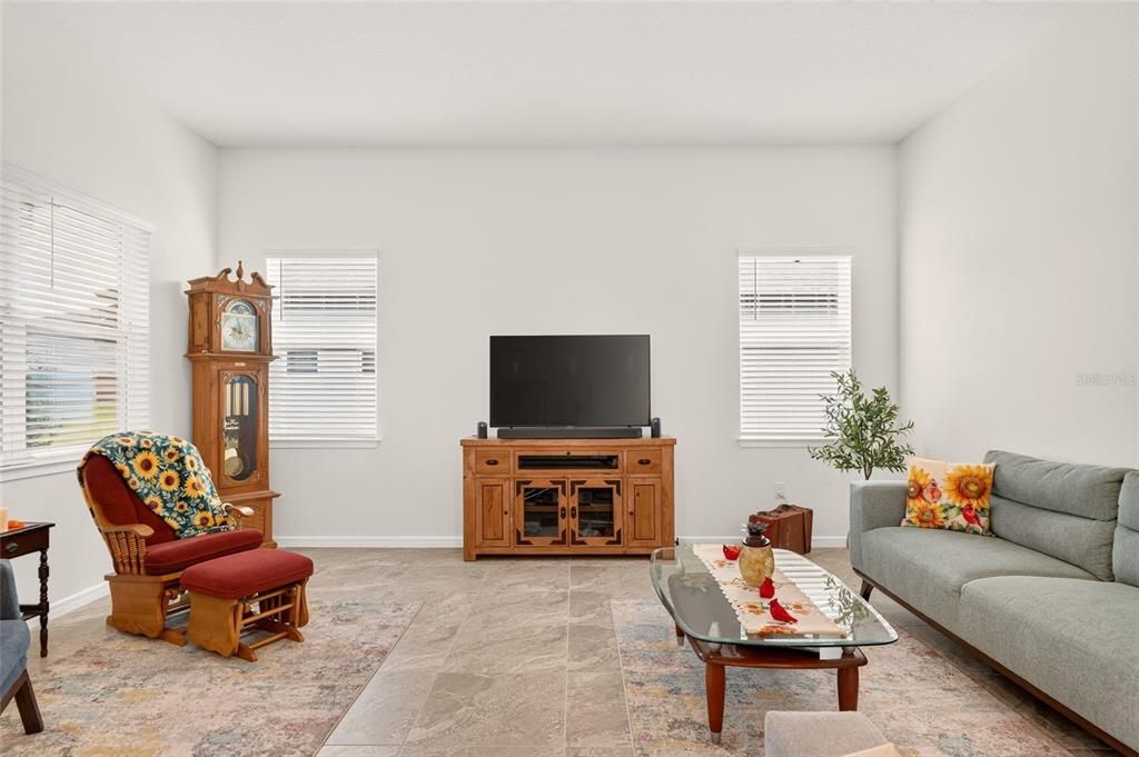 For Sale: $574,850 (3 beds, 3 baths, 2809 Square Feet)