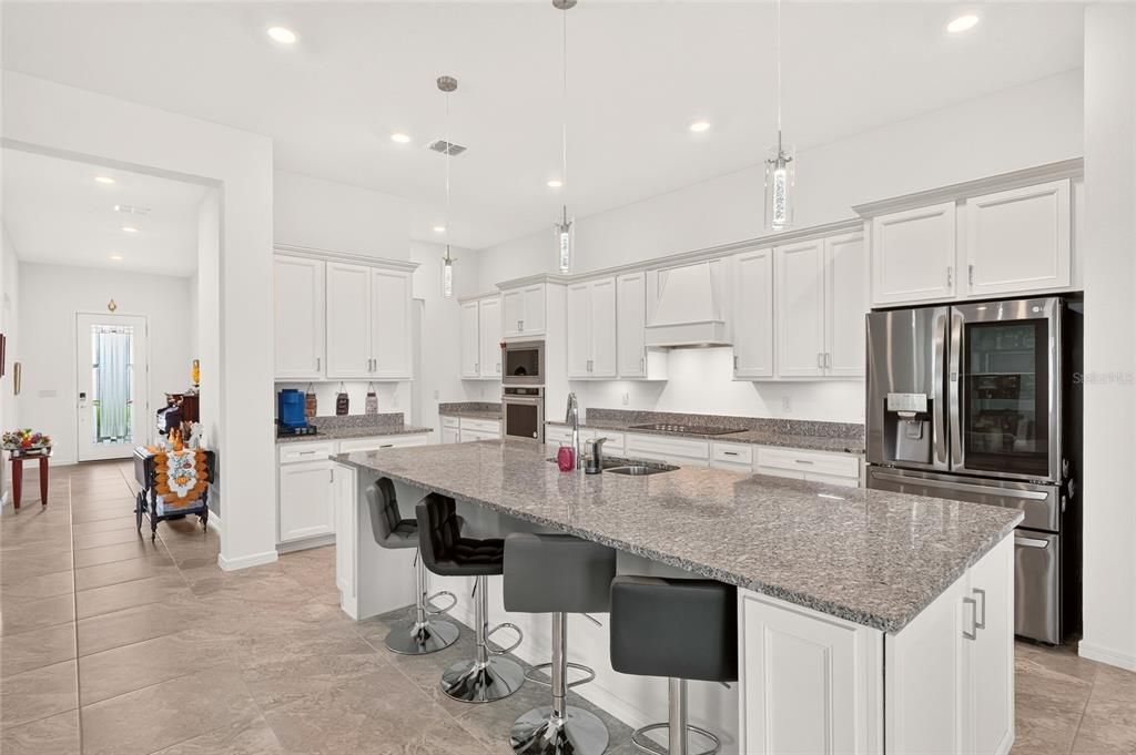 For Sale: $574,850 (3 beds, 3 baths, 2809 Square Feet)