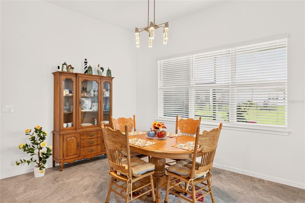For Sale: $574,850 (3 beds, 3 baths, 2809 Square Feet)