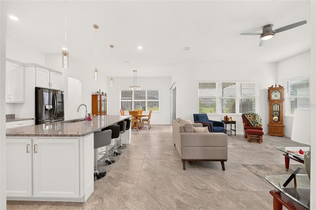 For Sale: $574,850 (3 beds, 3 baths, 2809 Square Feet)