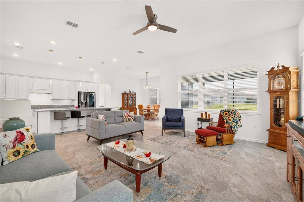 For Sale: $574,850 (3 beds, 3 baths, 2809 Square Feet)