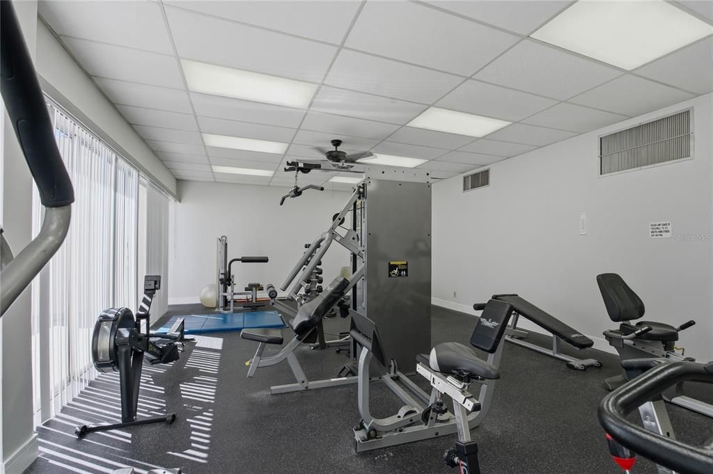 For Rent: $2,750 (2 beds, 2 baths, 1170 Square Feet)