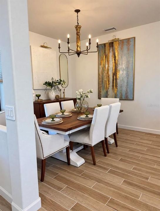 For Sale: $984,900 (4 beds, 2 baths, 3285 Square Feet)