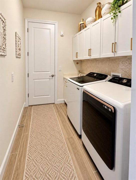 For Sale: $984,900 (4 beds, 2 baths, 3285 Square Feet)