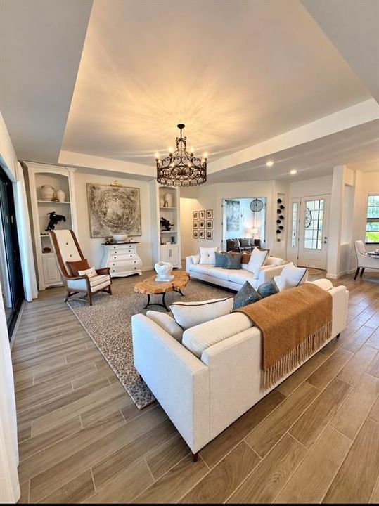 For Sale: $984,900 (4 beds, 2 baths, 3285 Square Feet)