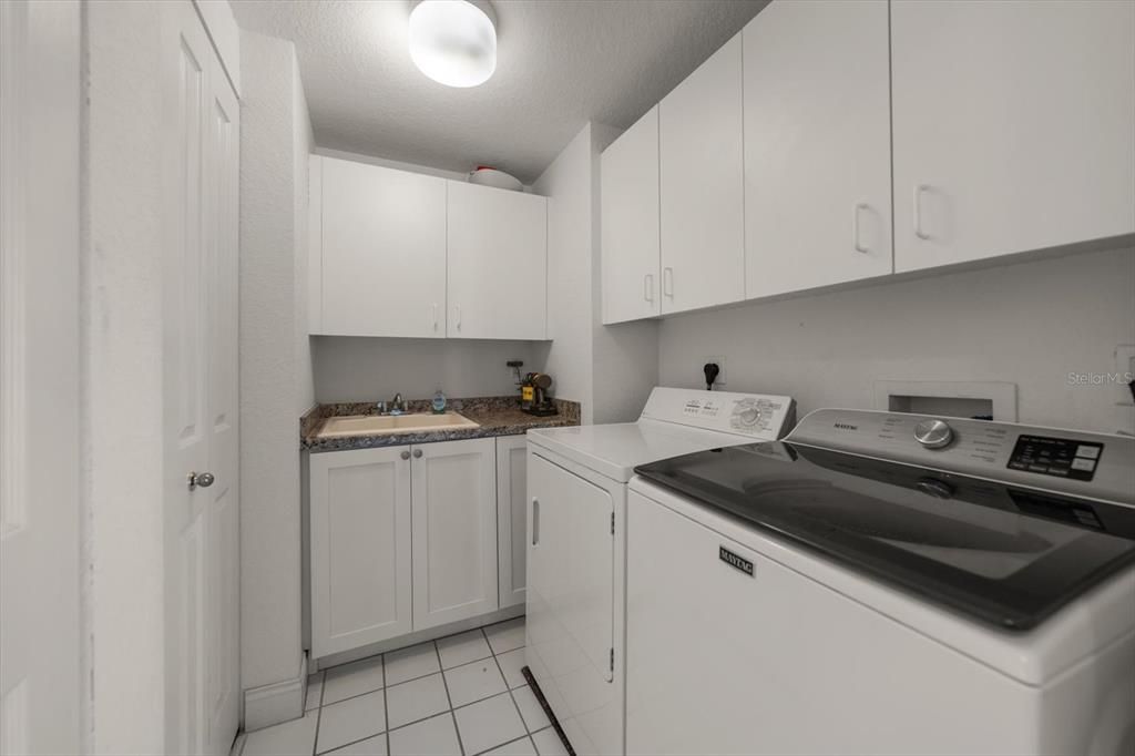 На продажу: $1,260,000 (3 спален, 2 ванн, 1952 Квадратных фут)