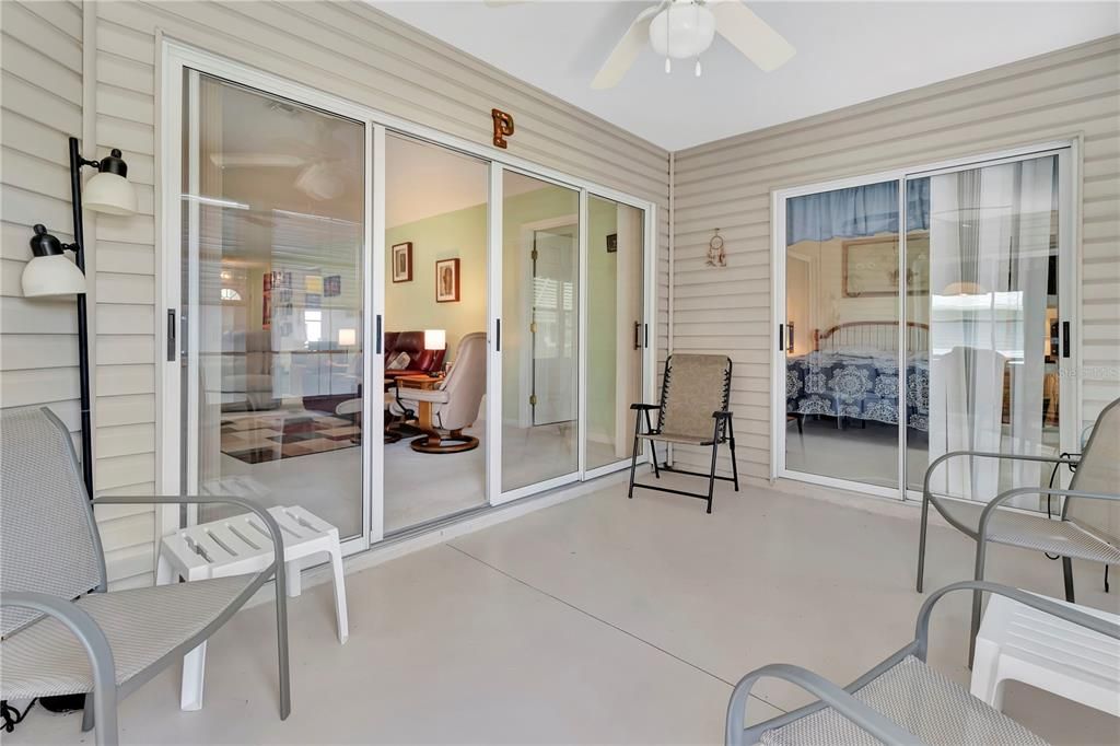 For Sale: $249,900 (2 beds, 2 baths, 1571 Square Feet)