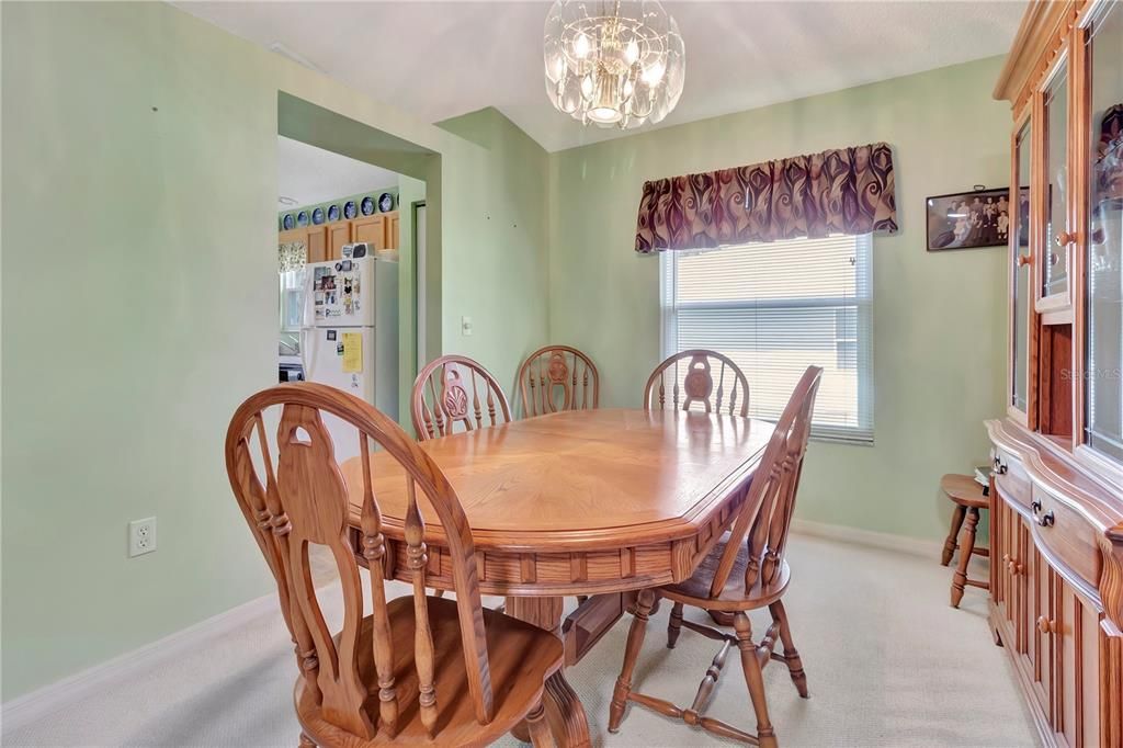 For Sale: $249,900 (2 beds, 2 baths, 1571 Square Feet)