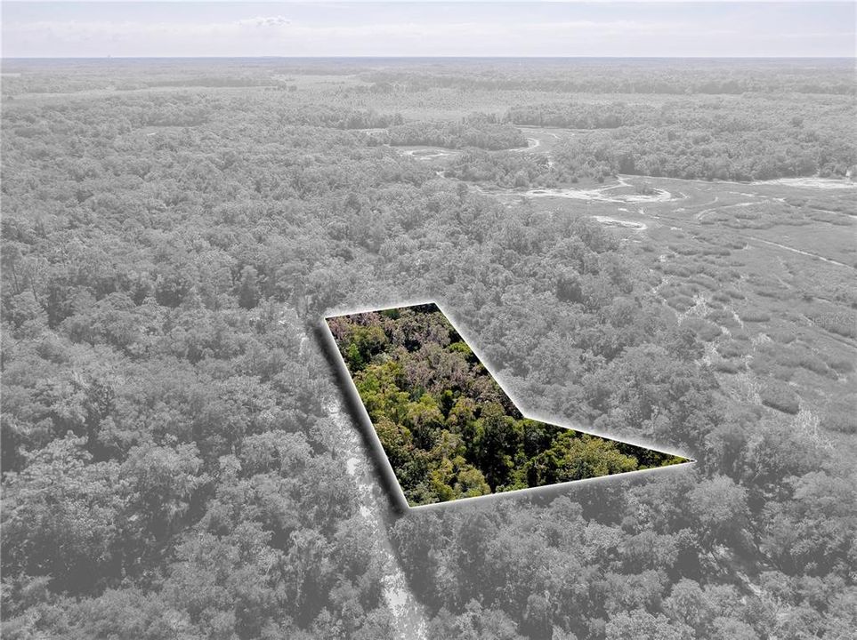 На продажу: $25,000 (0.57 acres)