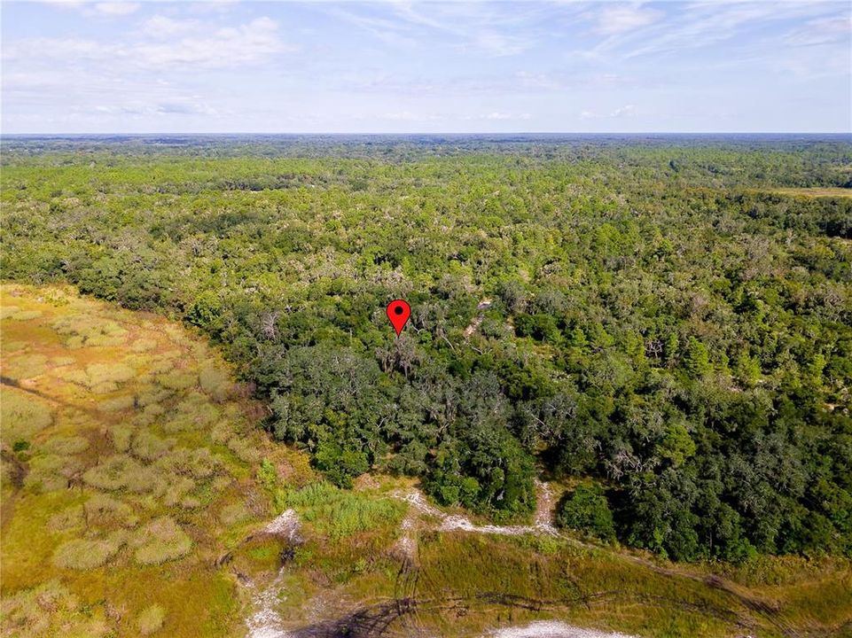 На продажу: $25,000 (0.57 acres)